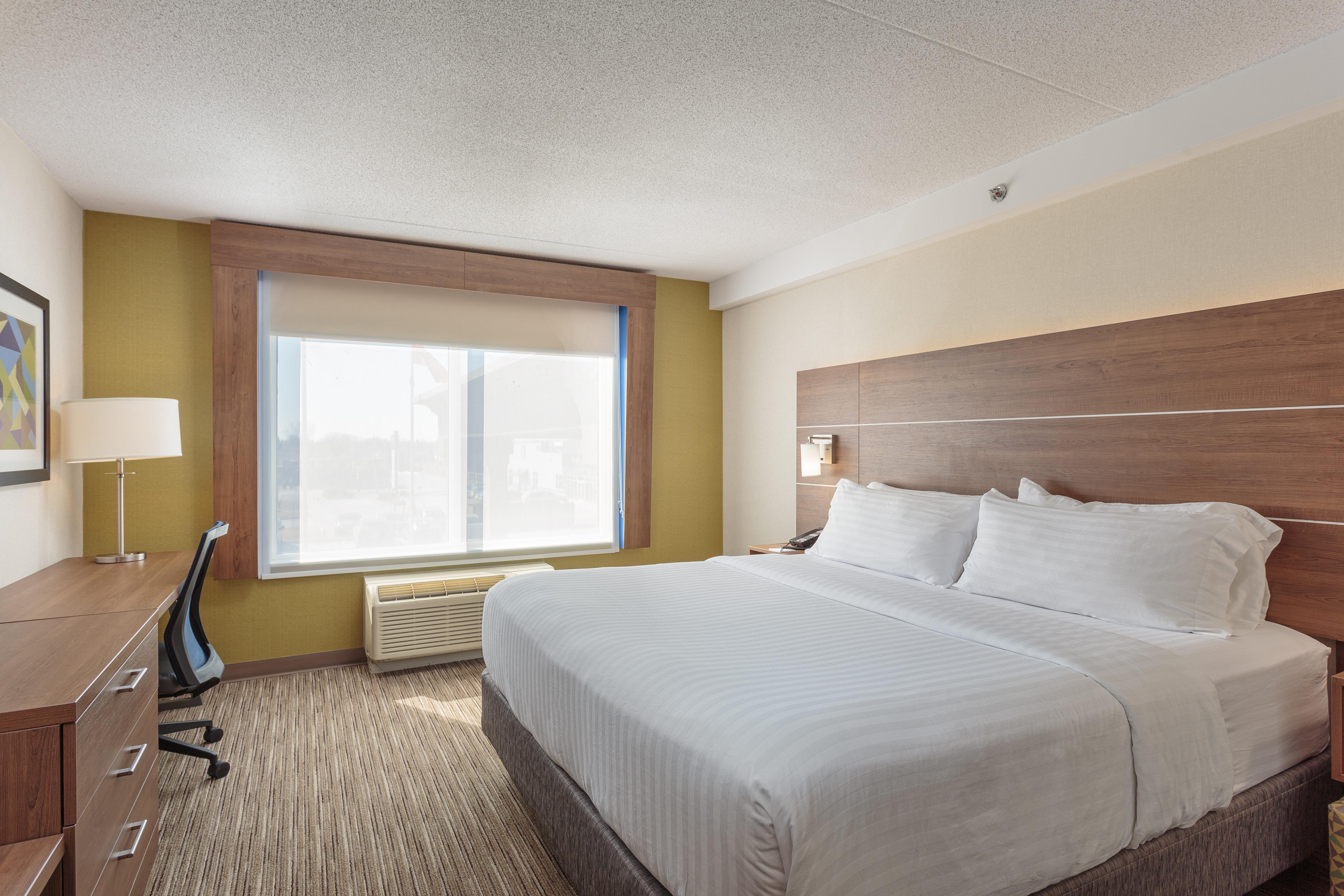 Holiday Inn Express & Suites - Belleville By Ihg Dış mekan fotoğraf